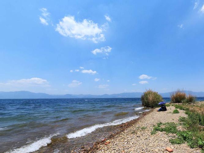 抚仙湖旅游景点介绍_抚仙湖旅游攻略